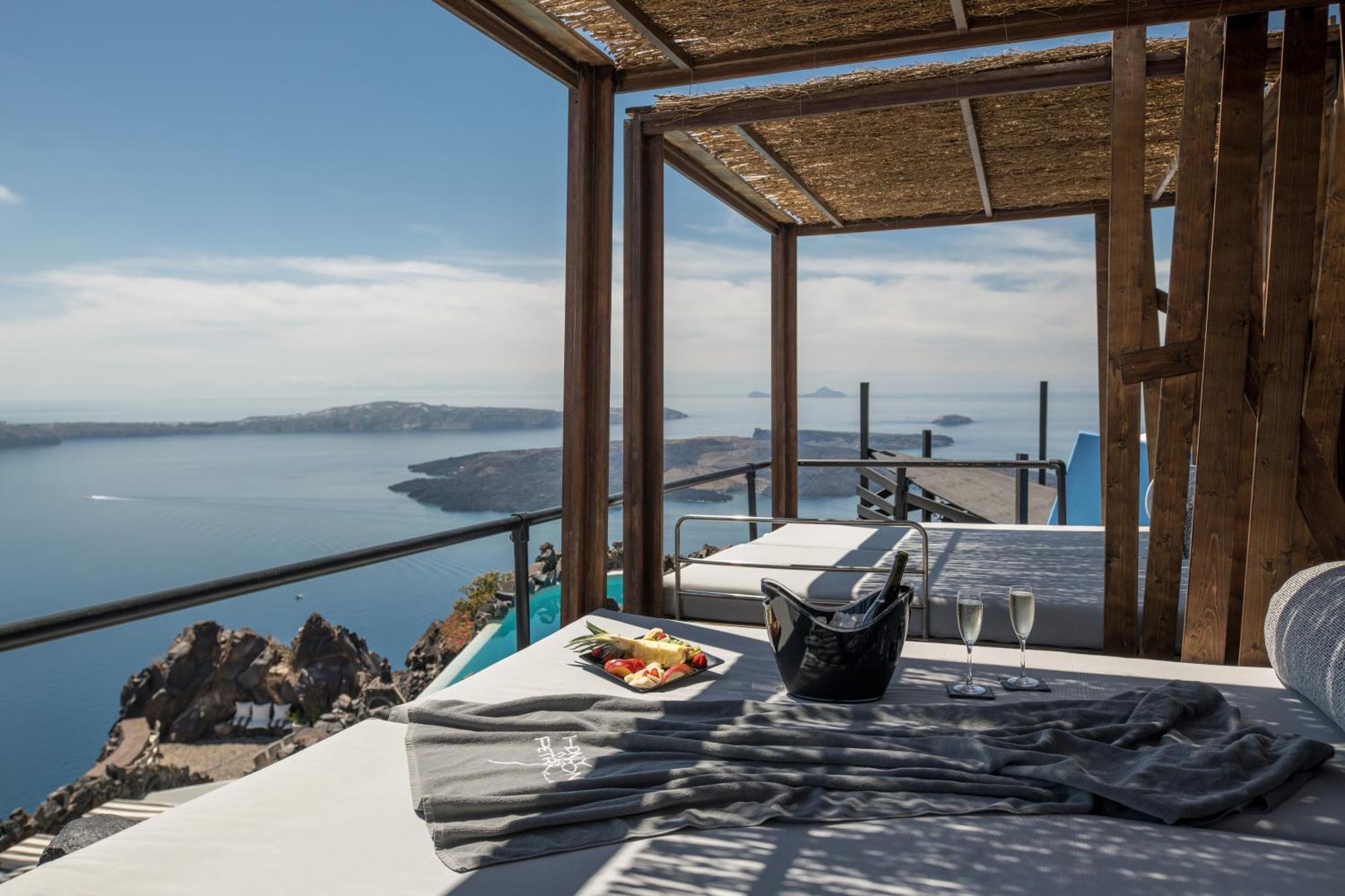 Honeymoon Petra Villas (Adults Only) Imerovigli  Exterior photo